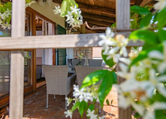 아파트 House Boris Loborika