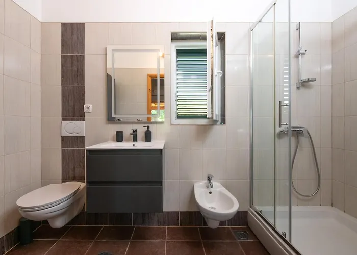 House Boris 아파트